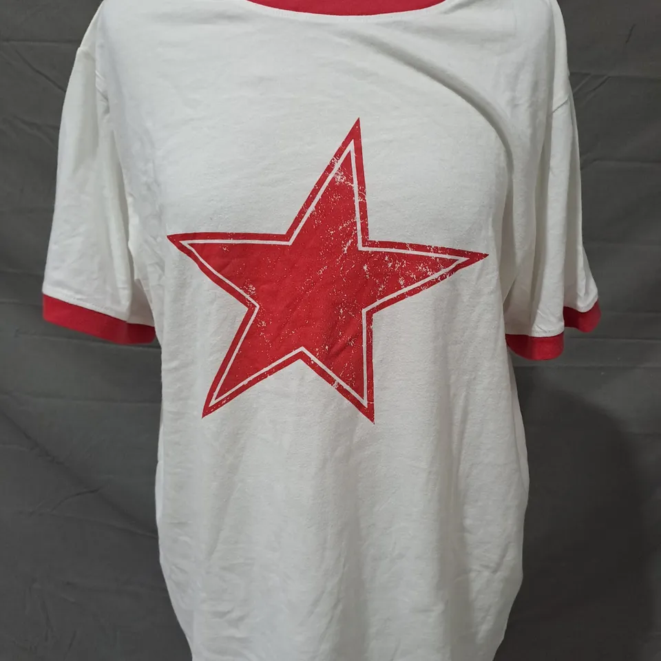 HUSH SHAAN STAR RINGER T-SHIRT IN WHITE/RED SIZE MEDIUM