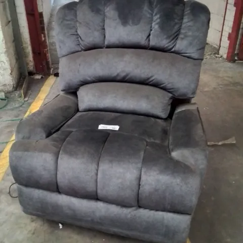 QUALITY DESIGNER RISE LIFT STANDARD RECLINER CHAIR -UNTESTED- 
