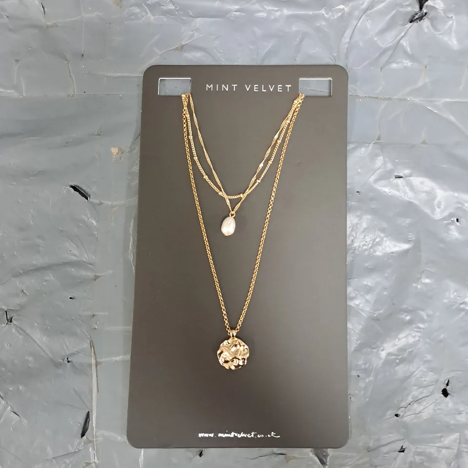 MINT VELVET DISC LAYERED NECKLACE - GOLD 