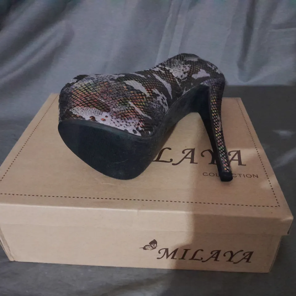 APPROXIMATELY 10 BOXED PAIRS OF TALL PLATFORM MULTICOLOUR HIGH HEELS 