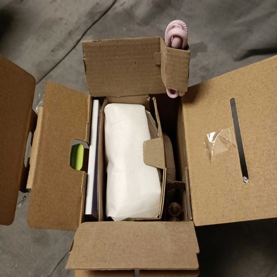 FUJIFILM INSTAX MINI 12 INSTANT CAMERA – BLOSSOM PINK