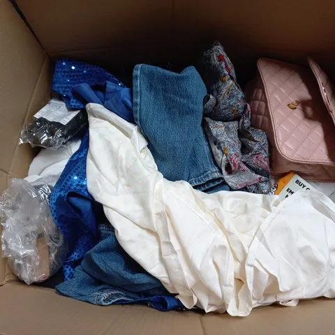 LARGE BOX OF APPROXIMATELY 20 ASSORTED CLOTHING ITEMS IN VARIOUS SIZES, STYLES AND COLOURS