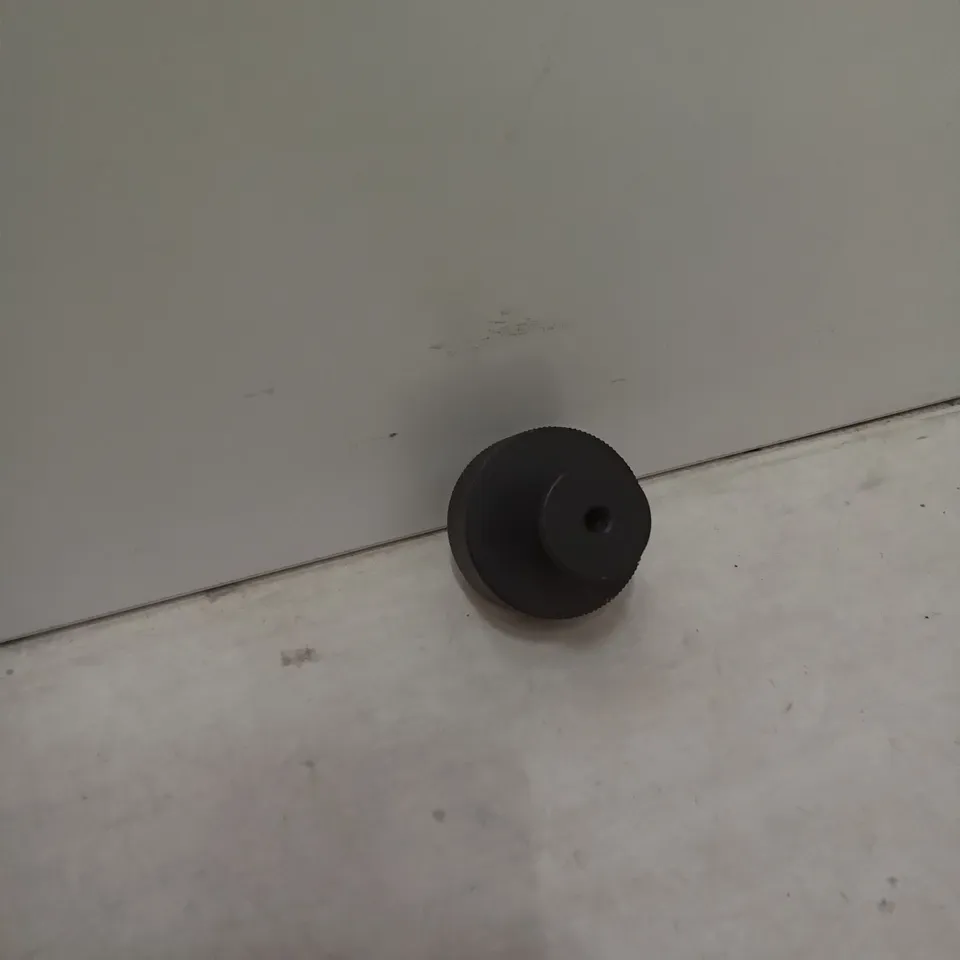 MORTIZ 35MM ROUND DOOR KNOB IN MATT BLACK X6