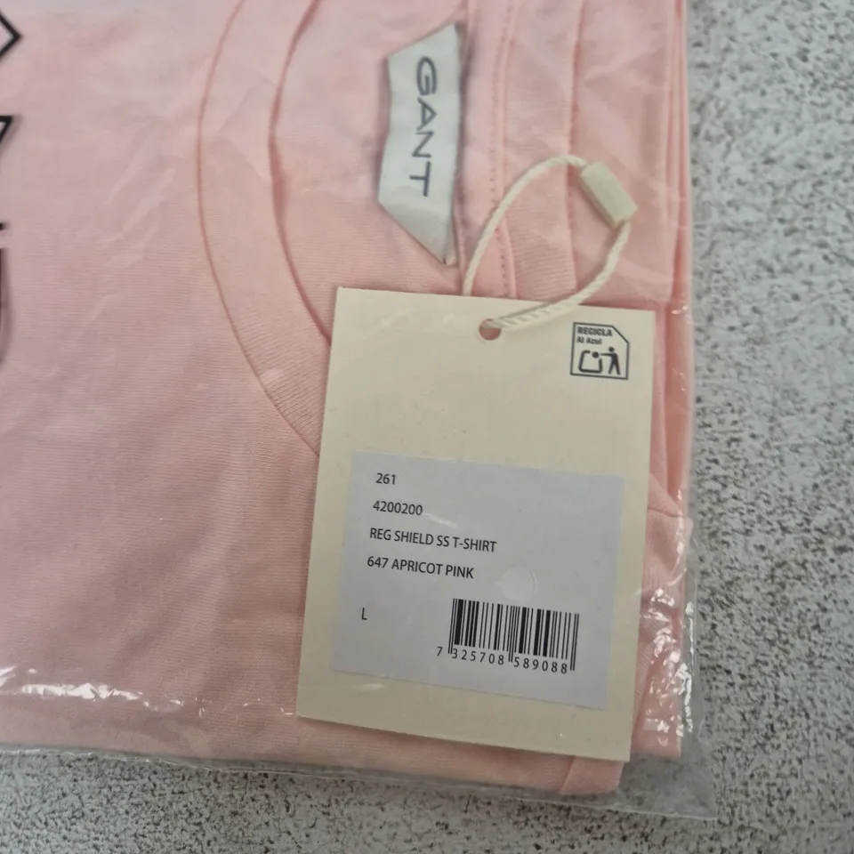 GANT REG SHIELD SS T-SHIRT – APRICOT PINK, UK SIZE L