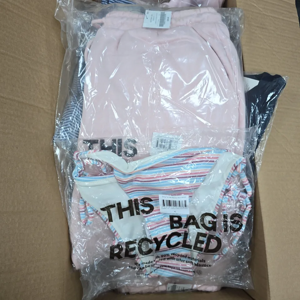 BOX OF APPROXIMATELY 40 ASSORTED COTTON ON CLOTHING ITEMS INCLUDING THE TINY GRAPHIC TEE, CLASSIC FLEECE SWEATPANTS AND STRING TIE SIDE BRAZILIAN BIKINI BOTTOM