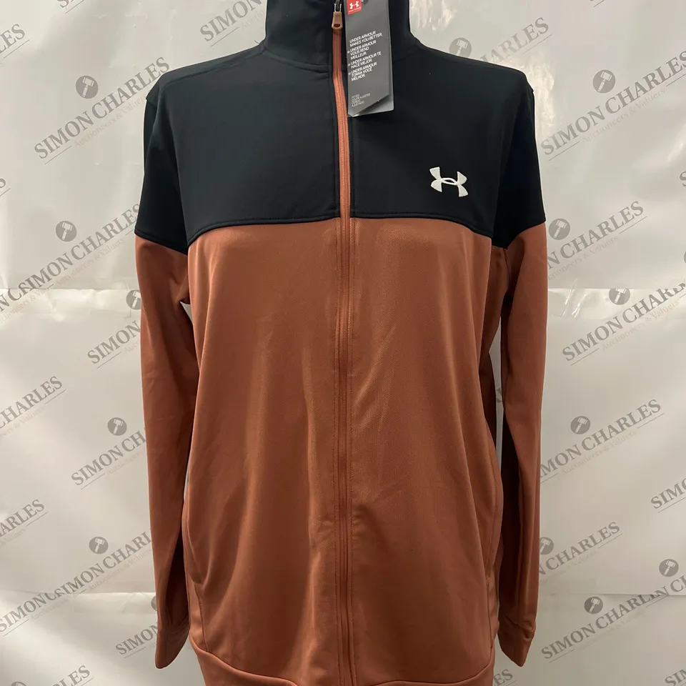 UNDER ARMOUR ZIP THROUGH JACKET IN SAND/BLACK SIZE M