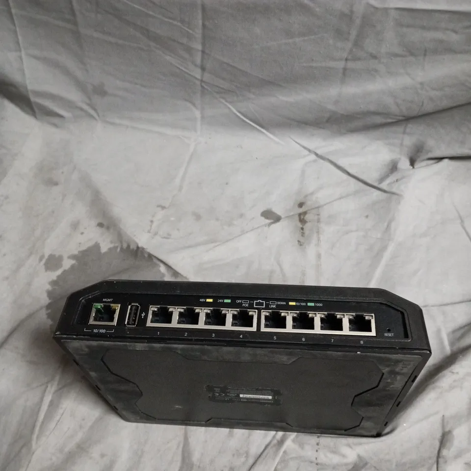  TOUGHSWITCH POE 8-PORT NETWORK SWITCH