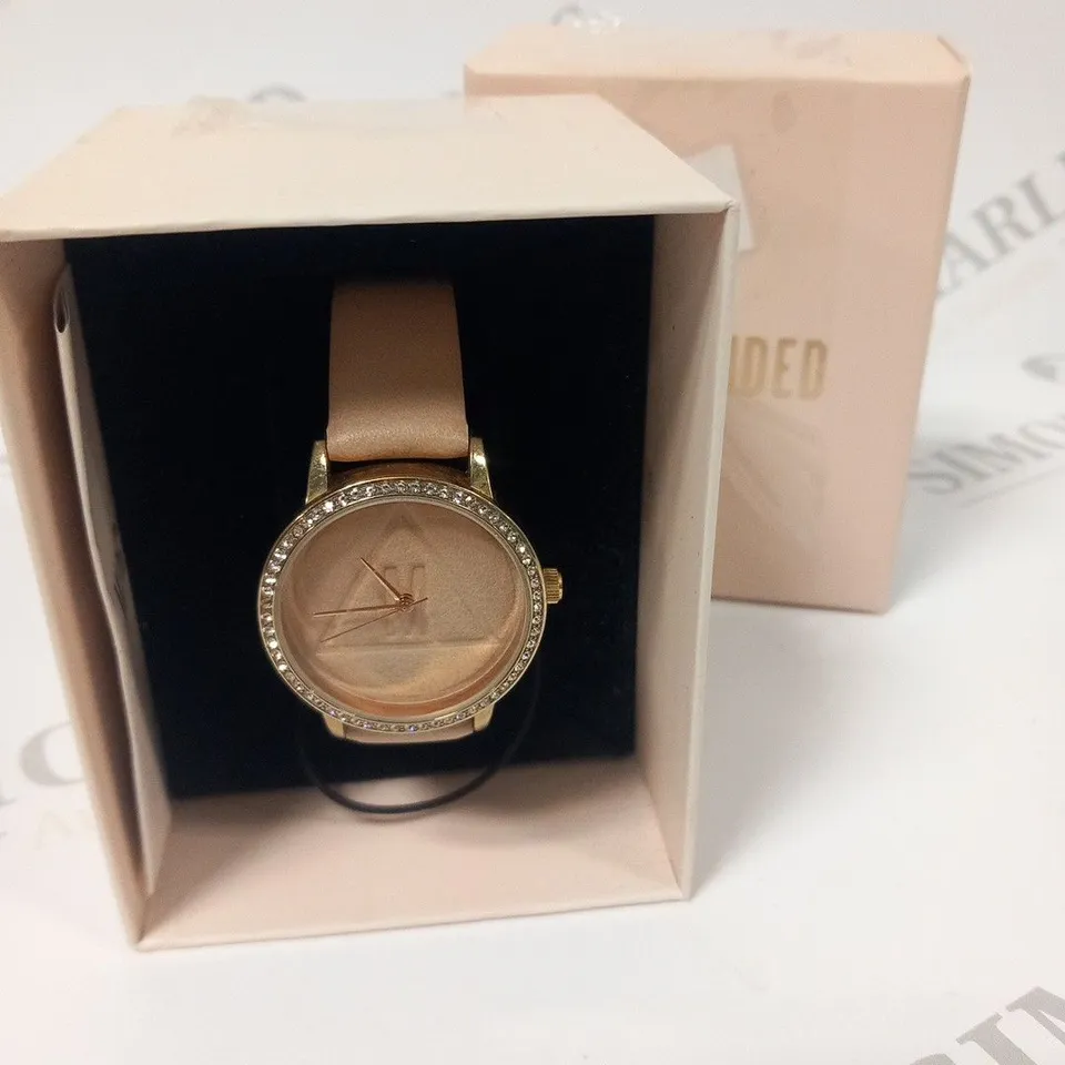 BOXED MISSGUIDED PINK LEATHER WRIST WATCH WITH DIAMANTE DETAIL TO CASING