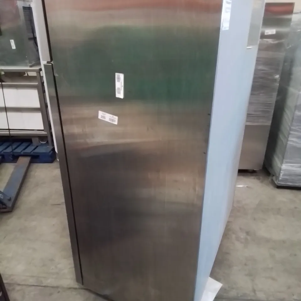 WILLIAMS HJ2SA R290 R1 DOUBLE DOOR UPRIGHT FREESTANDING COMMERCIAL FRIDGE