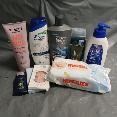 APPROXIMATELY 20 ASSORTED HEALTH & BEAUTY PRODUCTS TO INCLUDE HUGGIES BABY WIPES, E45 RICH LOTION, DOVE MEN BODY & WASH, ETC