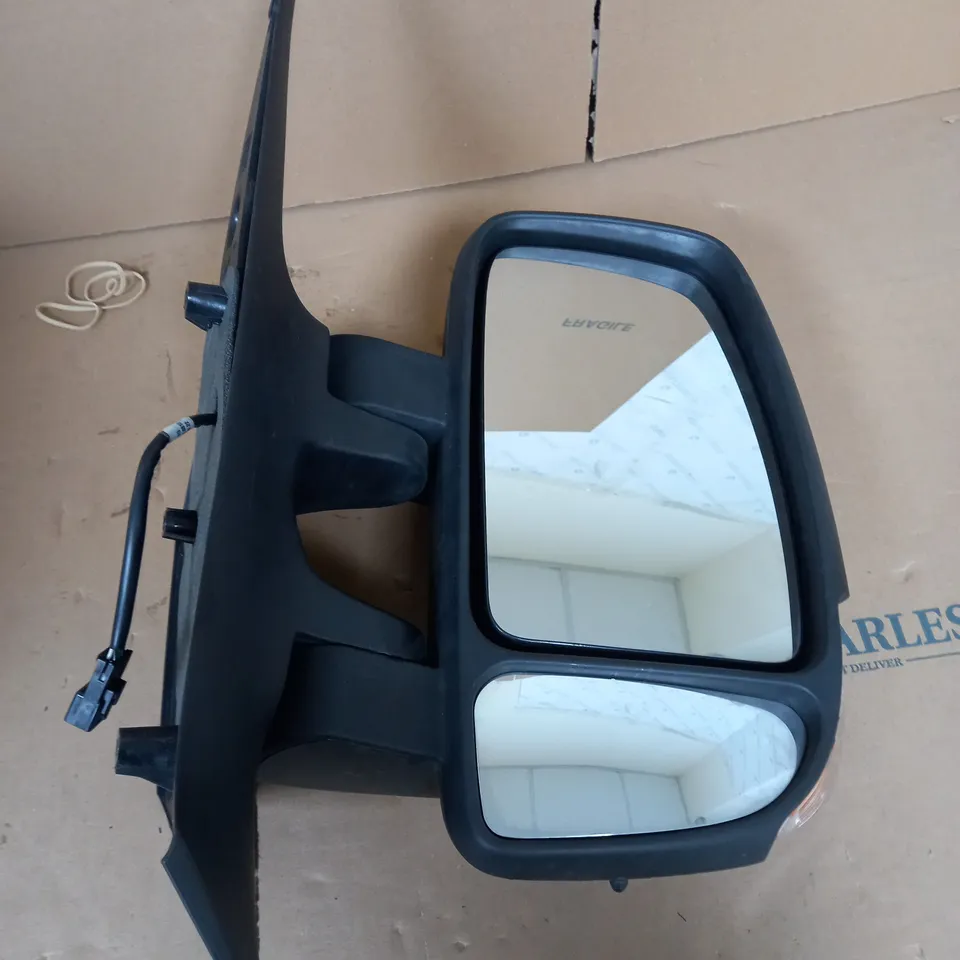 RENAULT MASTER MIRROR RIGHT (9PINS)