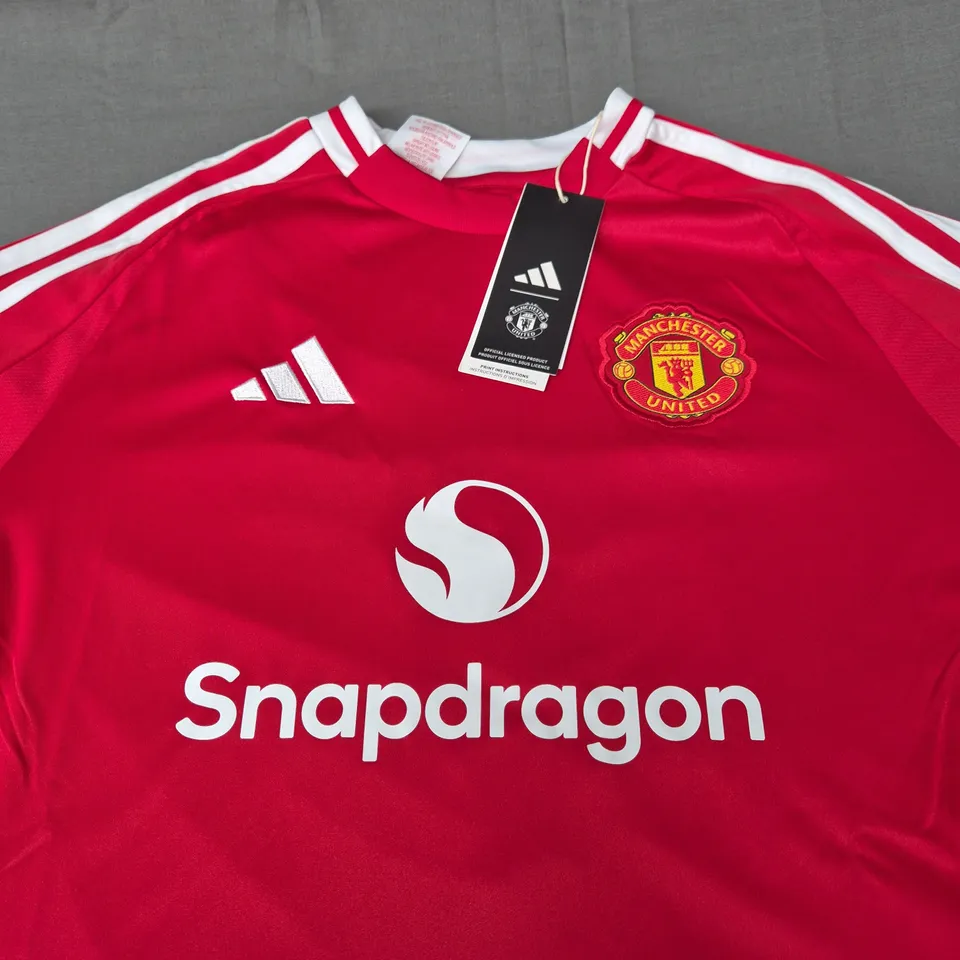 PERSONALISED MANCHESTER UNITED FC HOME JERSEY - KABIR 7 - SIZE 13-14 YEARS