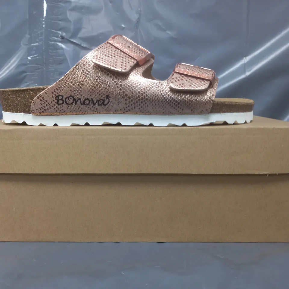 BOXED PAIR OF BONOVA SANDALS IN ROSE SNAKE SIZE 4