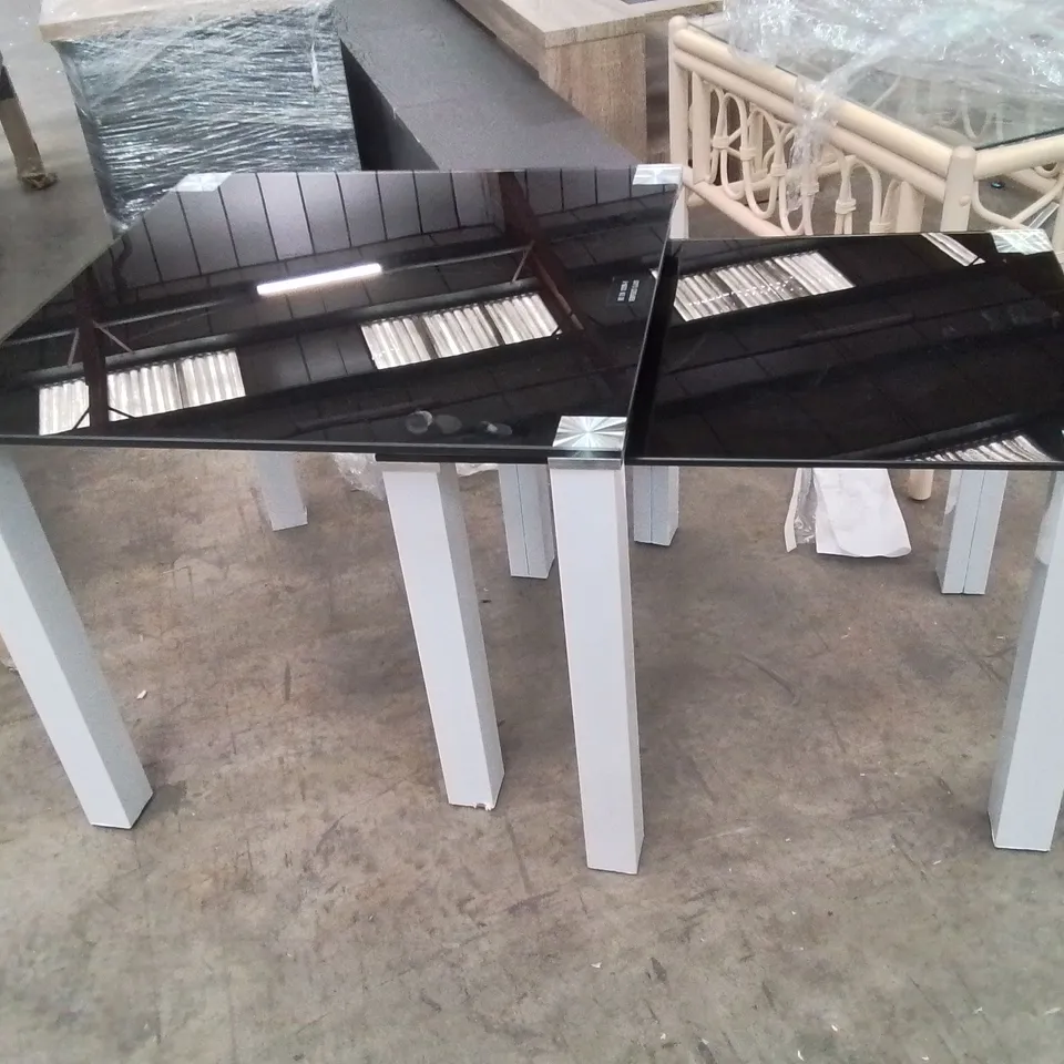 STYLISH NEST OF 2 BLACK GLASS COFFEE TABLES