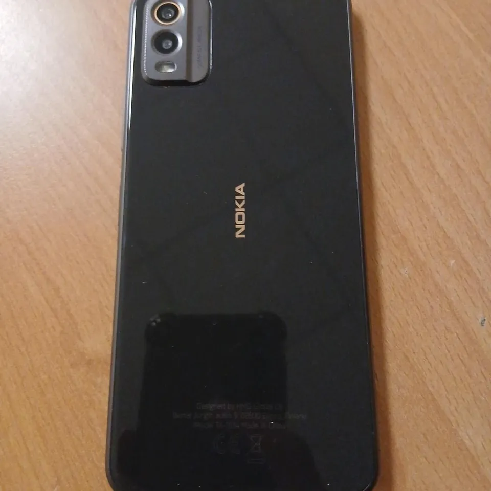 NOKIA C32 SMARTPHONE – BLACK