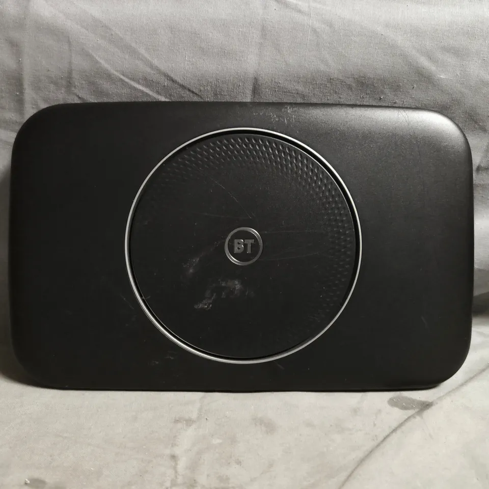 BT SMART HUB 2 WI-FI ROUTER IN BLACK