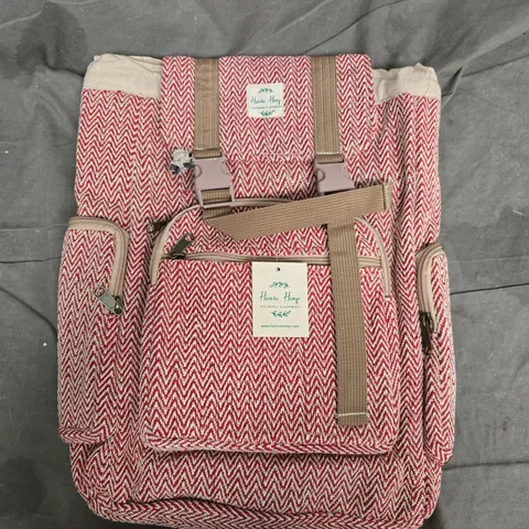 HAMRO HEMP BACKPACK – RED/WHITE CHEVRON FABRIC