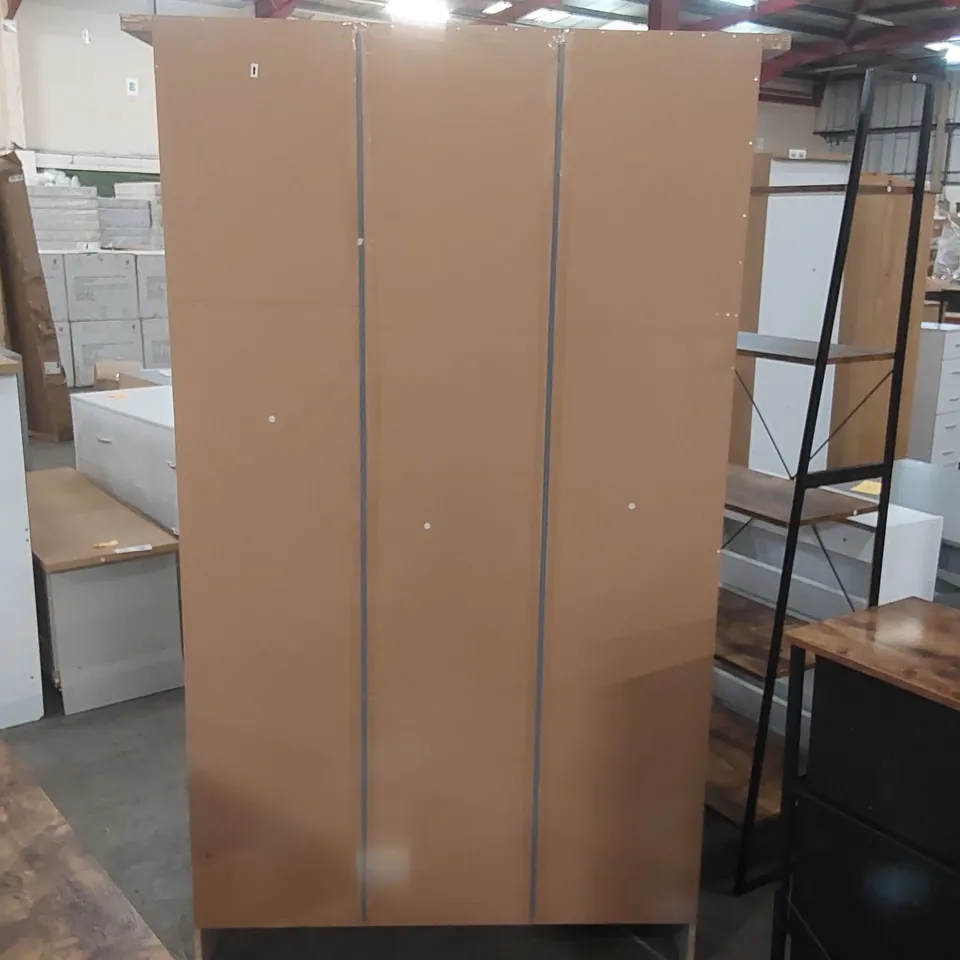 WOODEN 3 DOOR 2 DRAWER WARDROBE - GREY