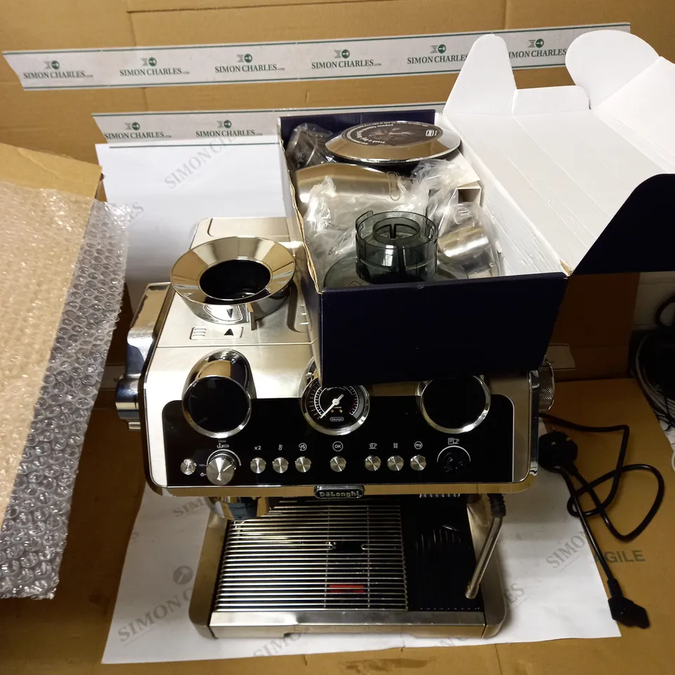 DELONGHI PREMIUM MANUAL LA-SPECIALIST MAESTRO BEAN TO CUP MACHINE