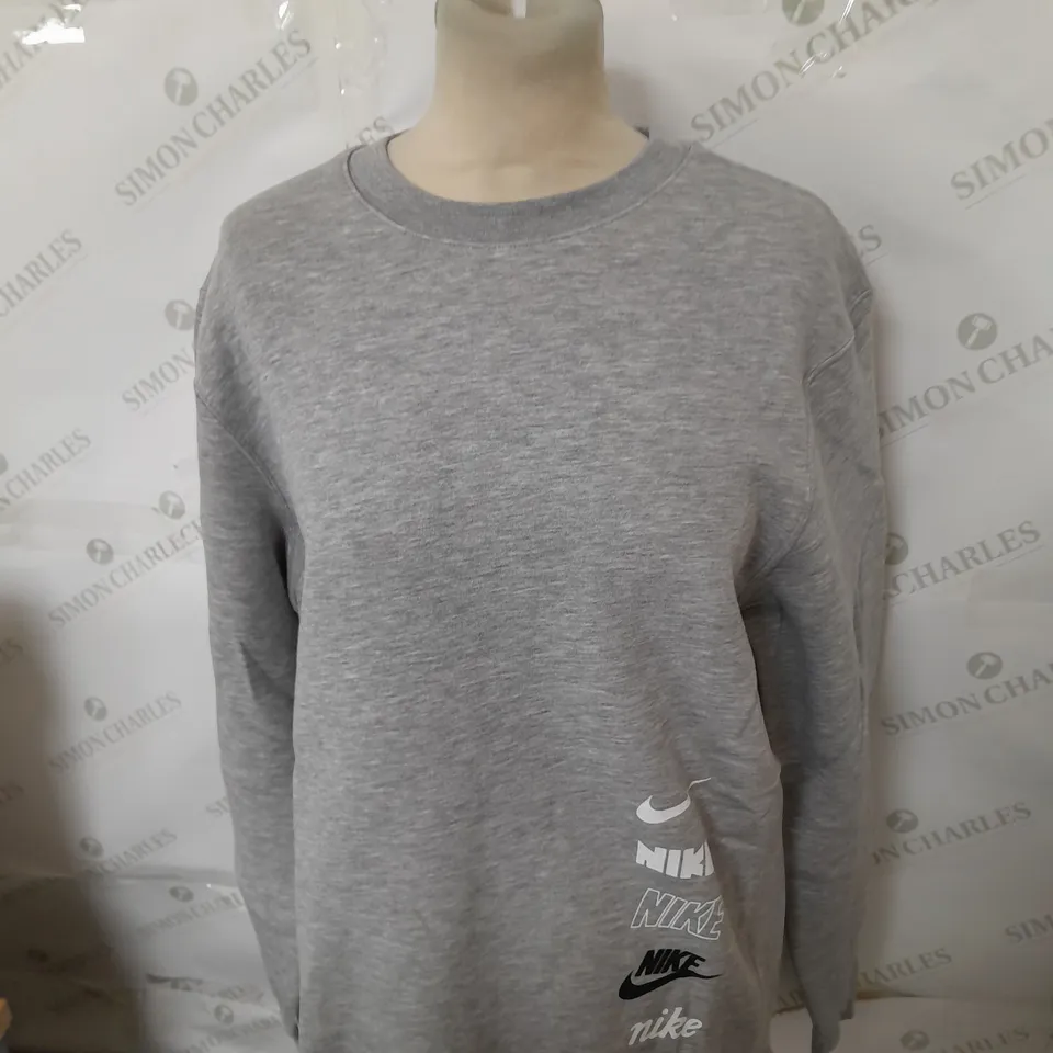 NIKE LOGO CASUAL JUMPER SIZE S