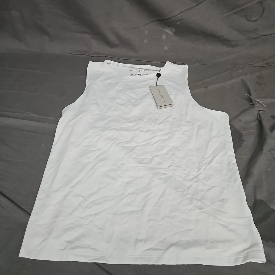 MINT VELVET LAYERING HIGH NECK VEST IN WHITE SIZE XL 