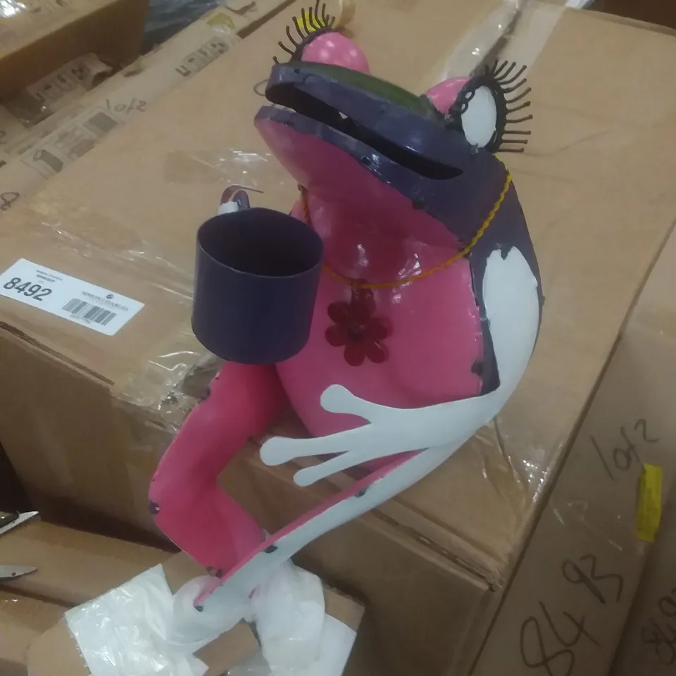 BRAND NEW BOXED TEA SIPPING FROG