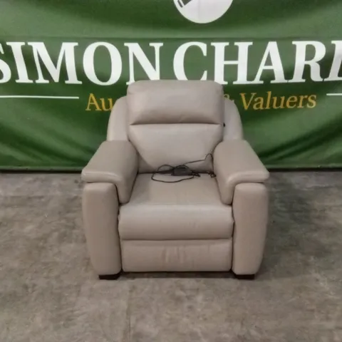 QUALITY DESIGNER ITALIAN MADE TERMINAL LEATHER ELECTRIC RECLINER ARMCHAIR