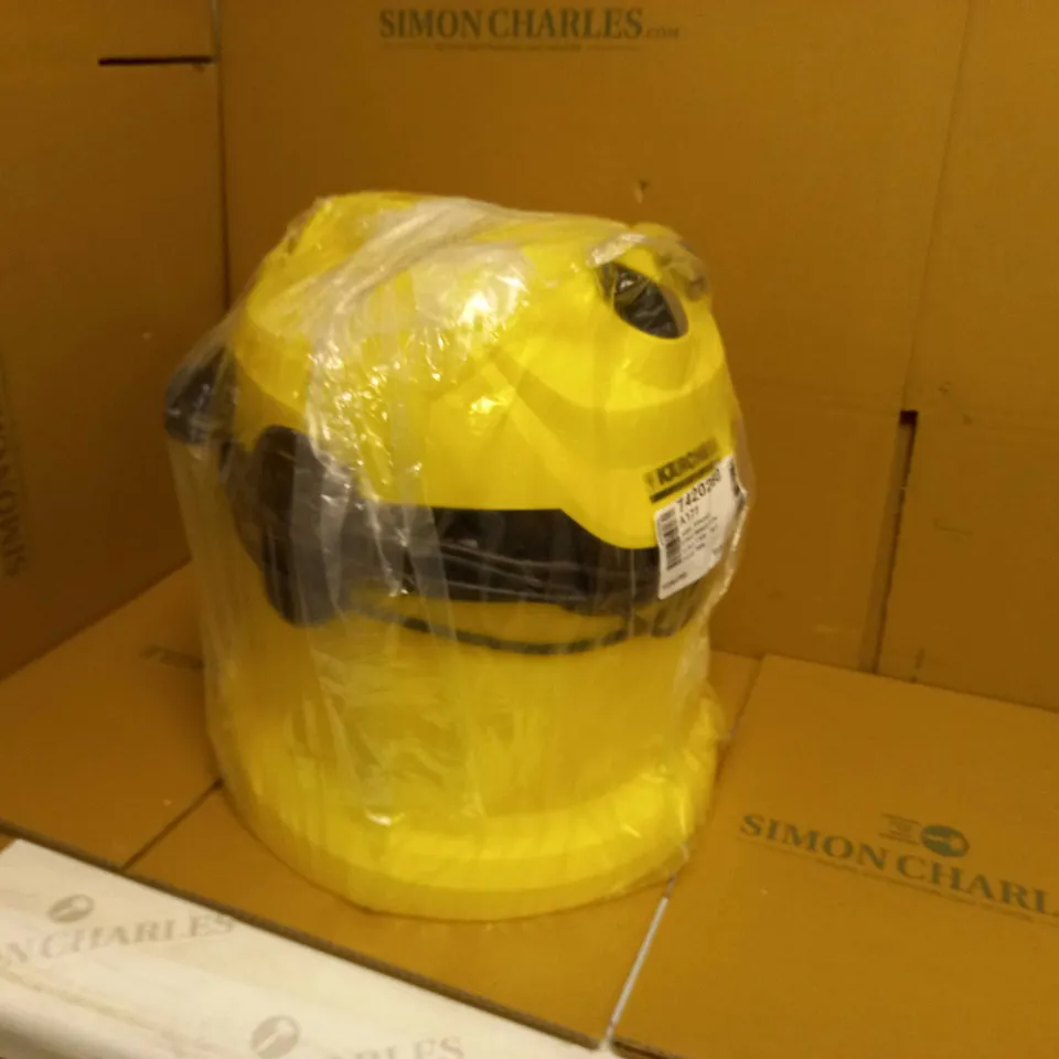 KARCHER WD2 MULTI PURPOSE VACUUM CLEANER