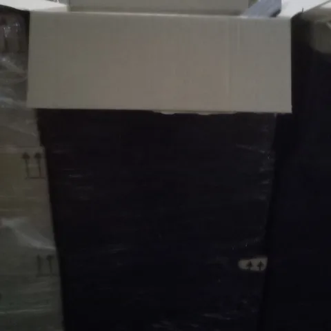 PALLET OF ASSORTED ITEMS INCLUDING BOXED GLASS JARS , FEED BAGS , DUMMY SECURITY CAMERAS , ETC