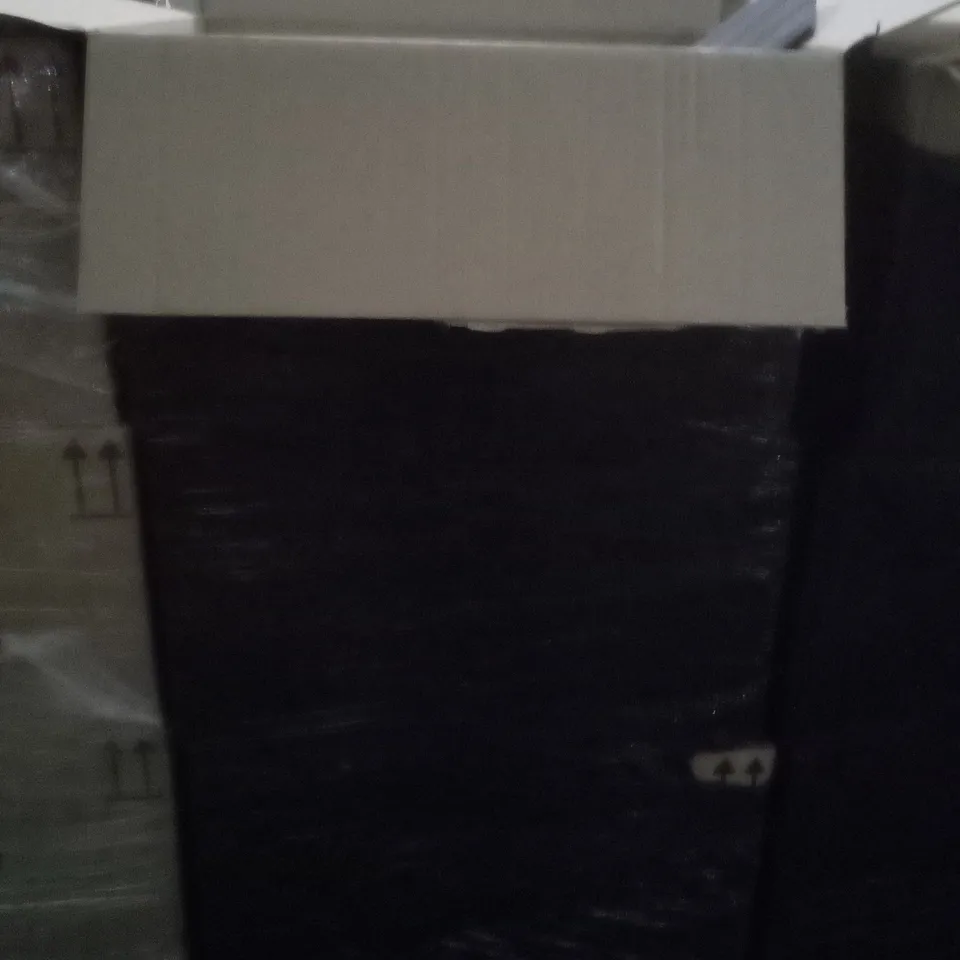 PALLET OF ASSORTED ITEMS INCLUDING BOXED GLASS JARS , FEED BAGS , DUMMY SECURITY CAMERAS , ETC 