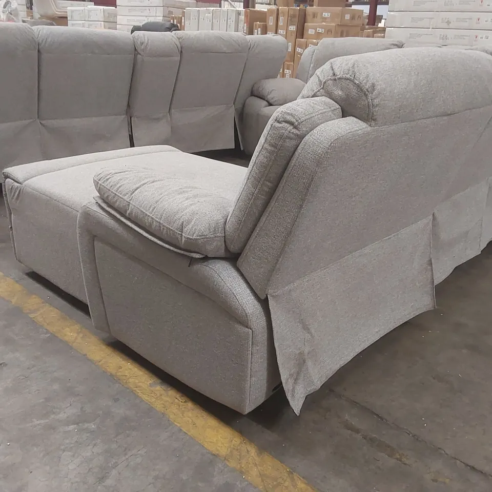 QUALITY DESIGNER FABRIC UPHOLSTERED CORNER SOFA WITH RECLINER, CUP HOLDERS AND STORAGE