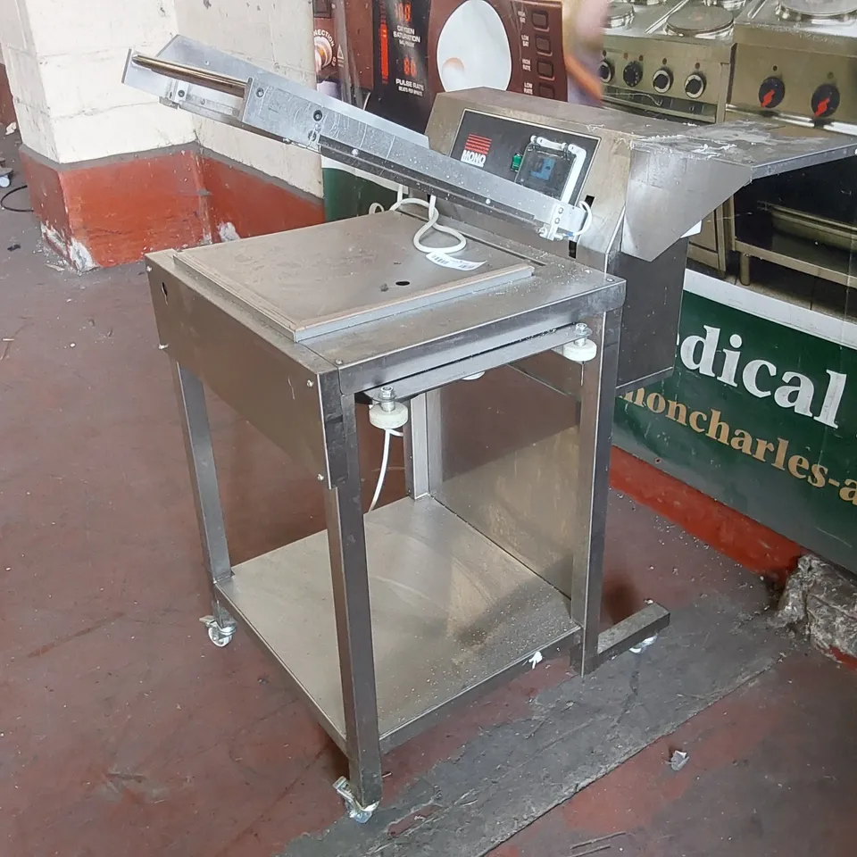 MONO EQUIPMENT FG480-A01 COMMERCIAL L SEALER