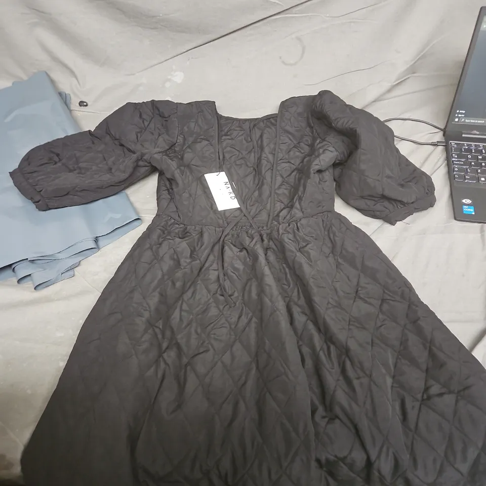NA-KD BLACK QUILTED DRESS, UK 12 (EU 40) – BRAND TAG ATTACHED