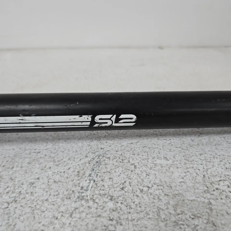 CORE SL2 T-SHAPED HANDLE BARS WITH DUAL-COLOUR GRIPS – RED AND PURPLE