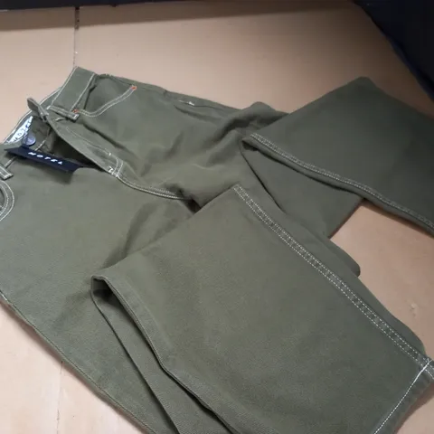MOTEL PARALLEL JEANS IN MILITARY GREEN - XS