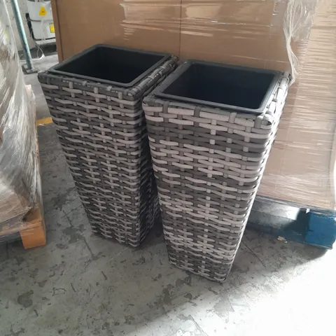SET OF 2 RATTAN EFFECT PLANTERS 60CM TALL