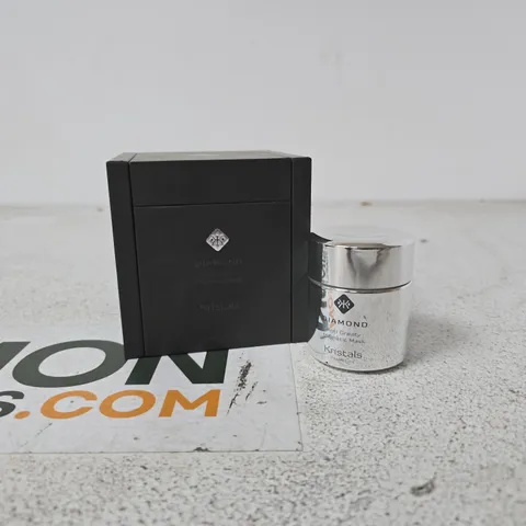 DIAMOND KRISTALS ANTI GRAVITY MAGNETIC MASK – SILVER JAR WITH BLACK BOX