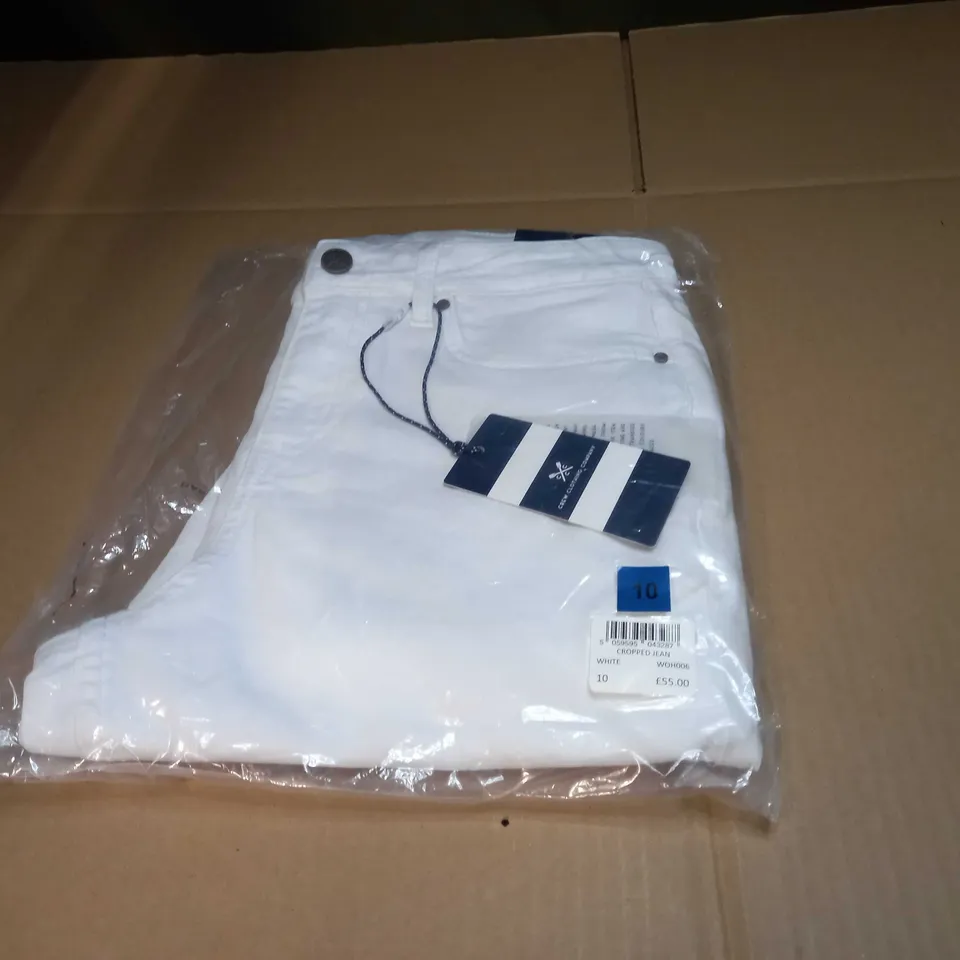 PACKAGED CREW CLOTHING COMPANY WHITE CROPPED JEANS - SIZE 10