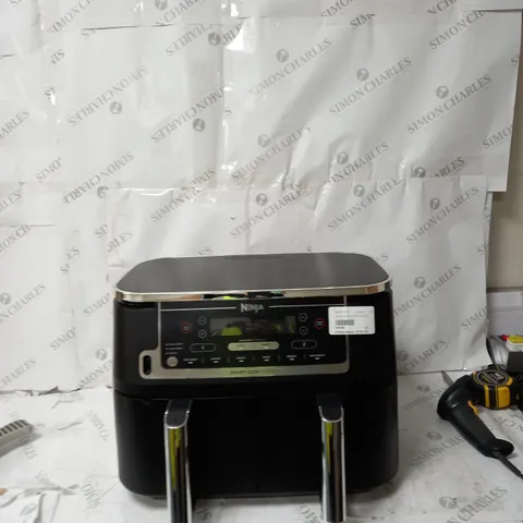 BOXED NINJA FOODI MAX DUAL ZONE 9.5L AIR FRYER AF451UK