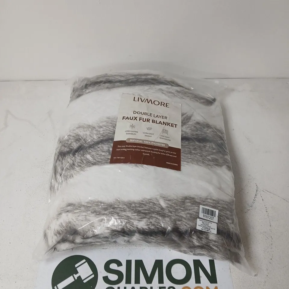 LIVMORE DOUBLE LAYER FAUX FUR BLANKET