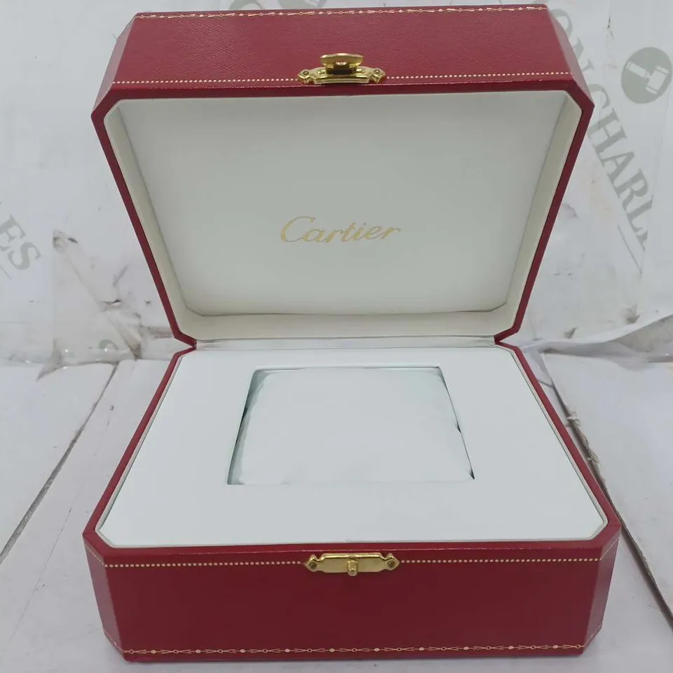 CARTIER WATCHBOX IN RED