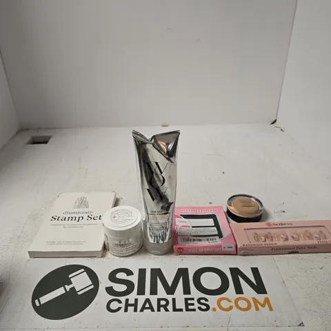TOTE OF APPROXIMATELY 10 ASSORTED BEAUTY ITEMS INCLUDING ILLUMICRATE STAMP SET, REVITALAB DAY AND NIGHT FACE CREAM AND WOW SHAMPOO
