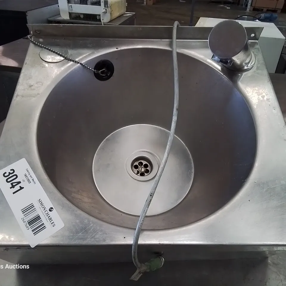 STAINLESS STEEL HAND WASH SINK & TAP