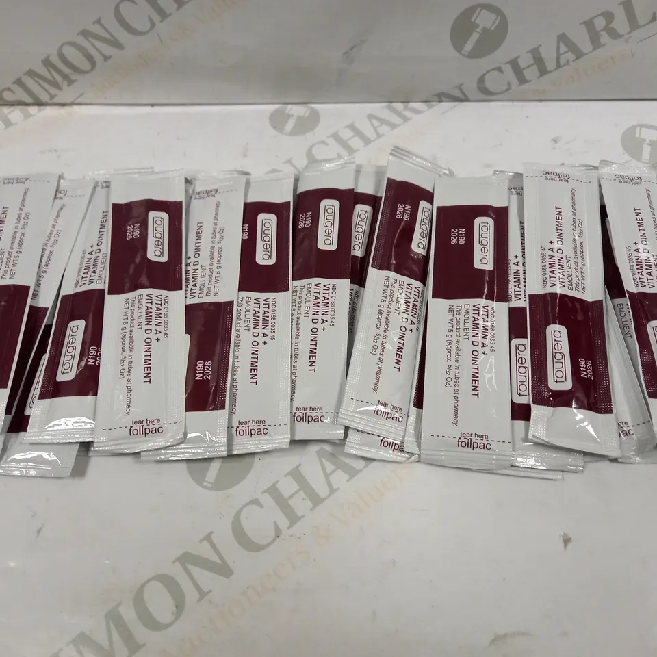 COLLECTION OF APPROXIMATELY 20 FOUGERA VITAMIN A AND D OINTMENT PACKETS - 20 X 5G