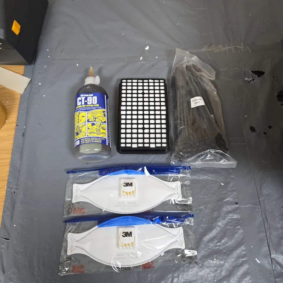 ASSORTED PPE & DIY TOOLS LOT – CT-90 CLEANER, LED GRID PANEL, 3M RESPIRATORS & STANLEY PACK BOX OF ASSORTED DIY ACCESSORIES LARGE QUANTITY