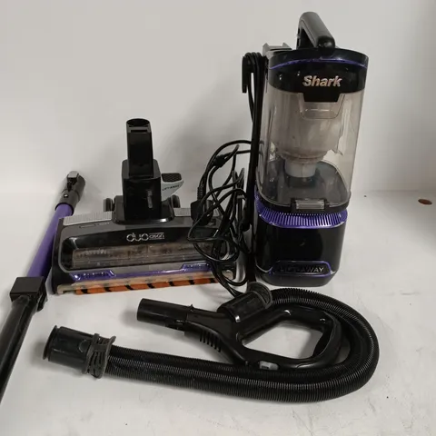UNBOXED SHARK LIFT AWAY CORDED VACUUM CLEANER