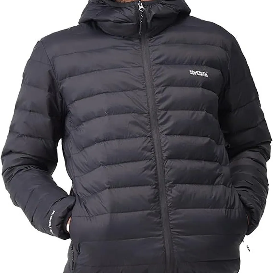 BRAND NEW REGATTA HOODED MARIZION MENS JACKET IN ASH(REDOCHR) - UK MEDIUM