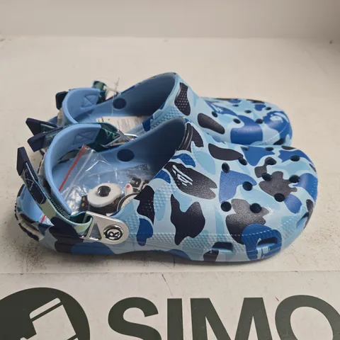 BATHING APE CLASSIC CROCS - SIZE M9/W11