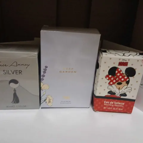 APPROXIMATELY 15 ASSORTED BOXED FRAGRANCES TO INCLUDE; ZARA, DISNEY, AVON AND JS
