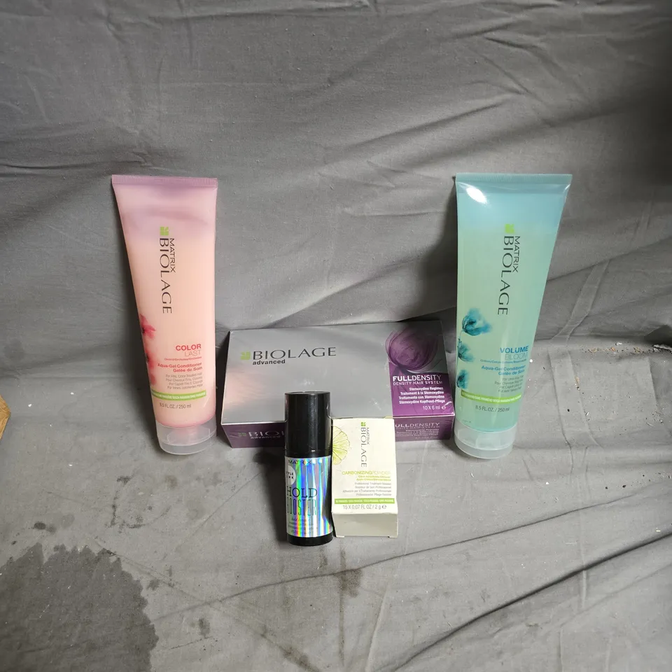 APPROXIMATELY 12 MATRIX HAIR CARE PRODUCTS INCLUDING VOLUME BLOOM COTTON CONDITIONER/CARBONIZING POWDER CITRIC/COLOR LAST ORCHID/STYLE LINK HOLD BOOSTER